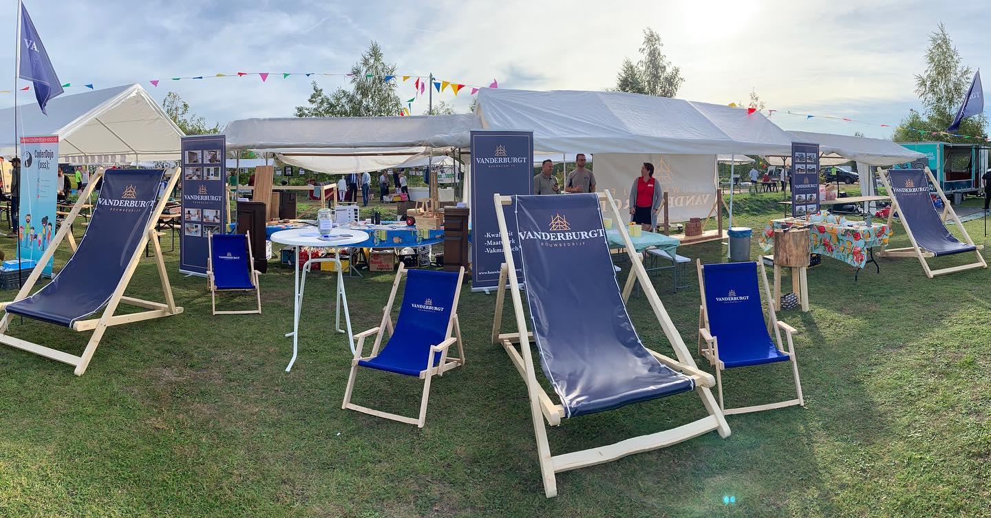 Foto Waarom kiezen voor bedrukte strandstoelen?